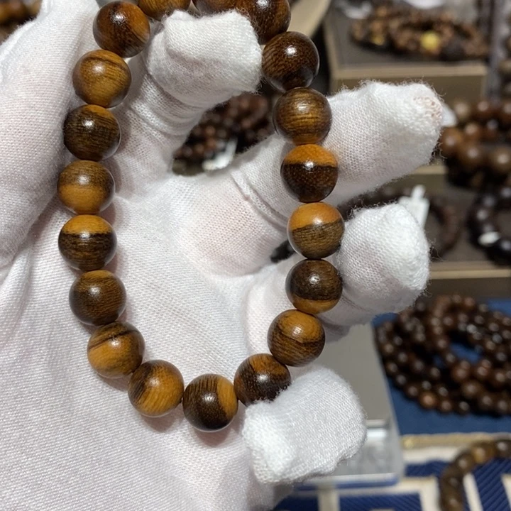 沉香手串海南绿奇楠