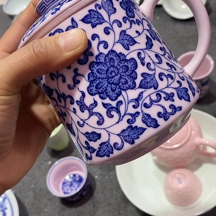 摆件陶红稀土缠枝办公杯