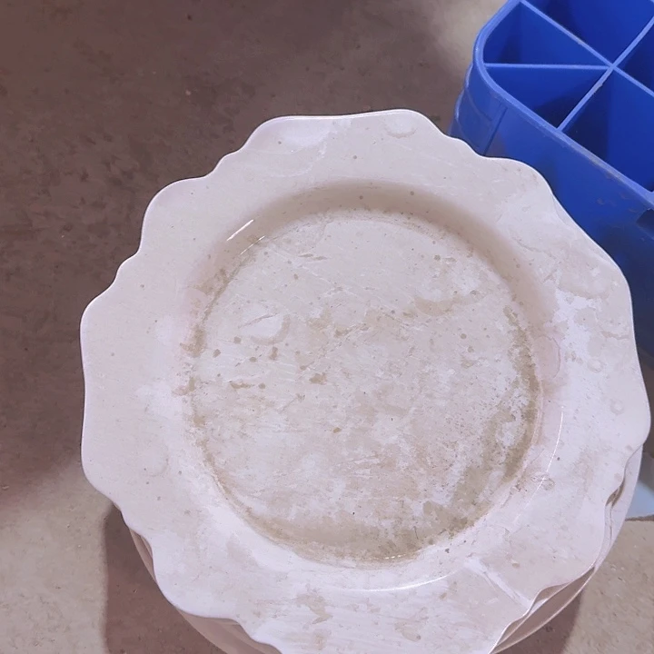 瓷    花瓣盘 纯白 2 个