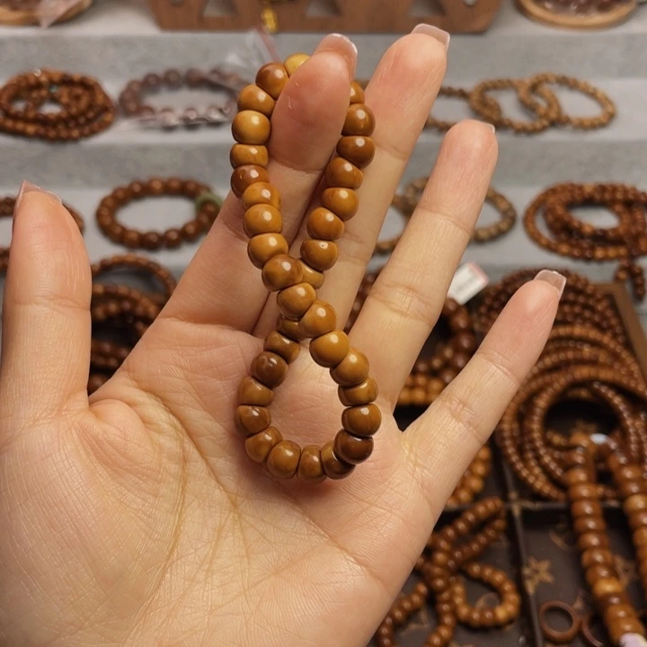 果皮天然库克精挑小肠卡0.8单圈手串