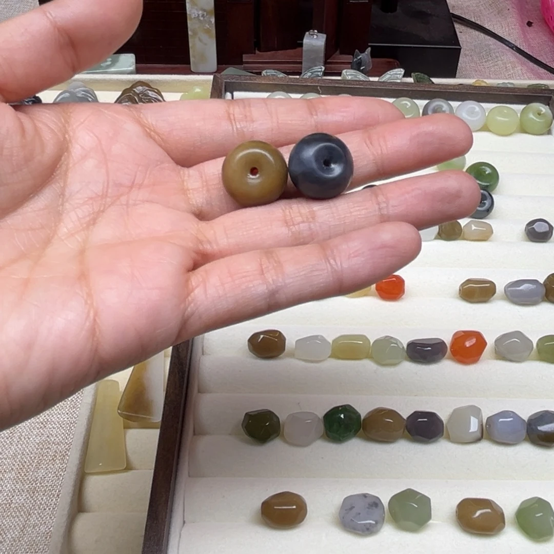 ****ღ和田玉未镶嵌珠宝半成品