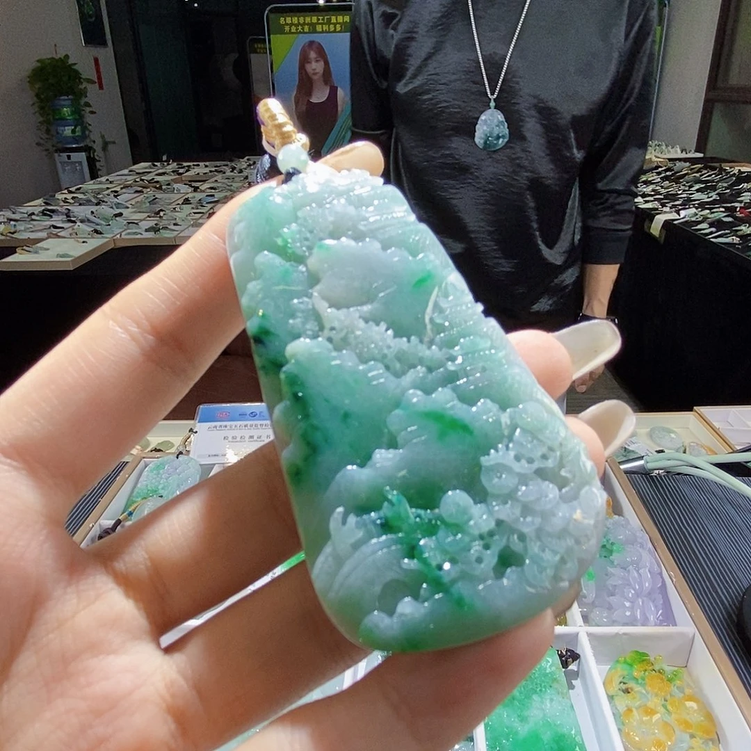 颈饰未镶嵌翡翠翡翠
