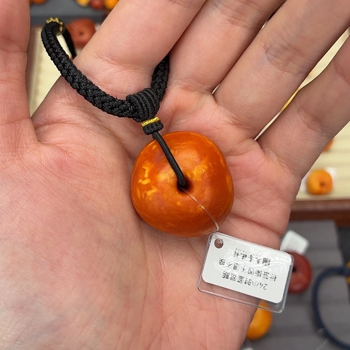 半***安琥珀未镶嵌裸石定制