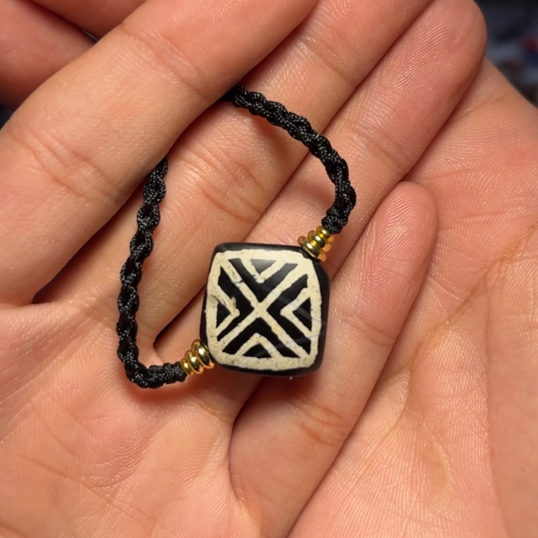 、***≒玛瑙/玉髓未镶嵌珠宝奇石