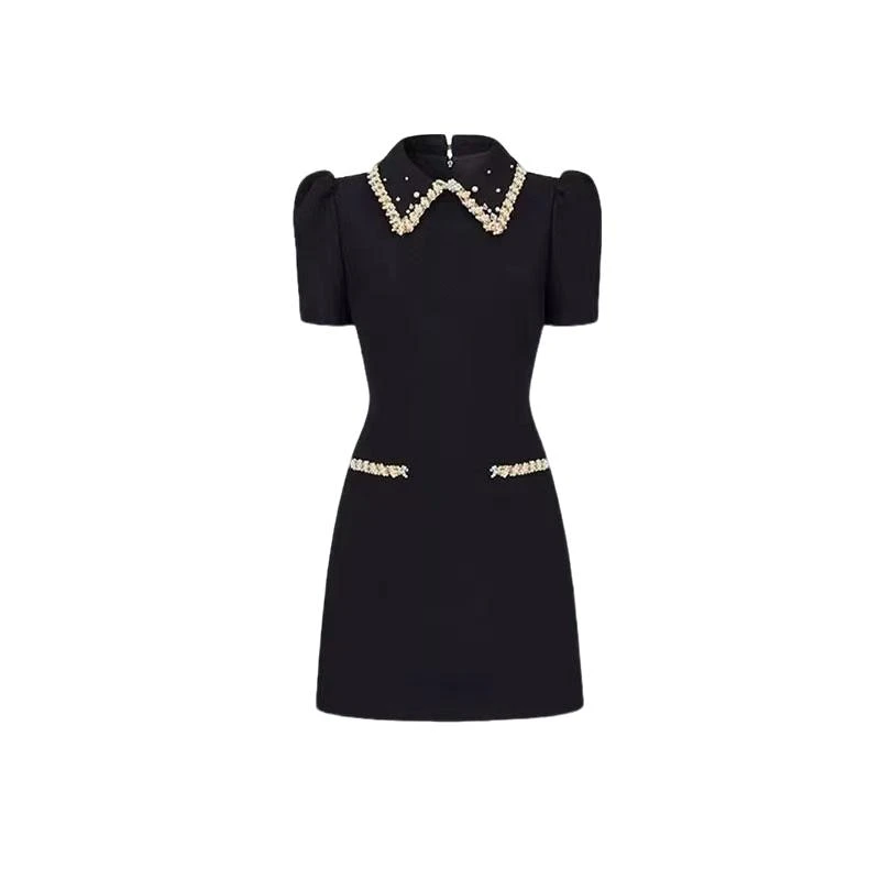 连衣裙女2025夏季财阀千金女装黑色显瘦气质高级感赫本风小黑裙