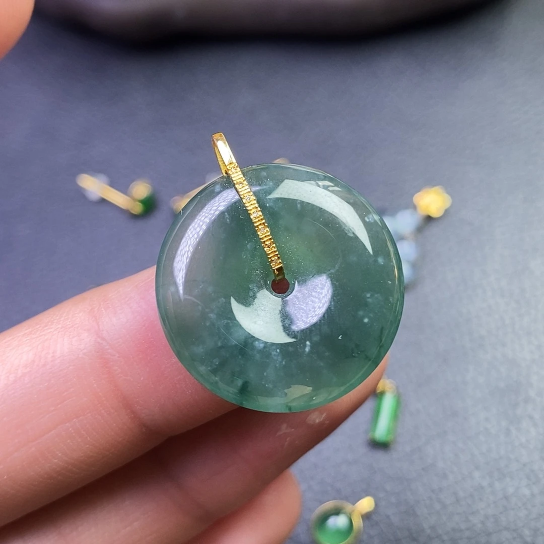 吊坠(不含链)18K金镶嵌翡翠