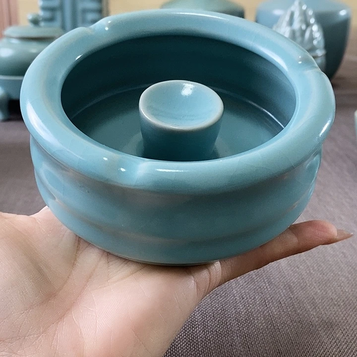 瓷片烟缸一一一一一一一一一