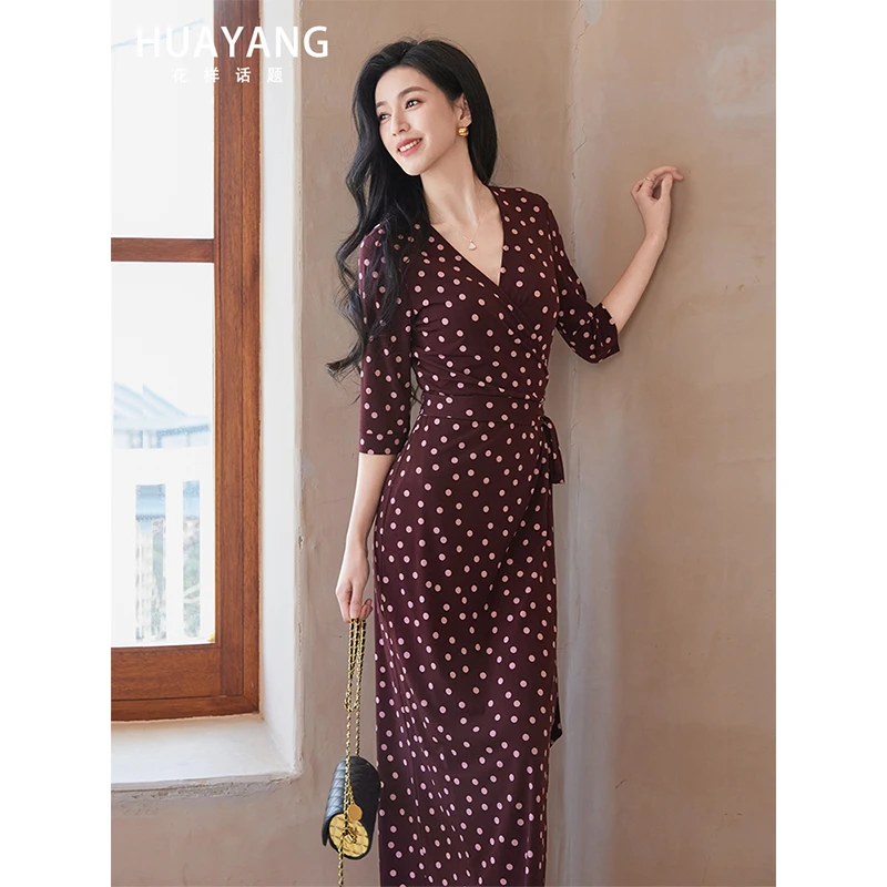 高级感气质减龄波点长款连衣裙女2025春夏新款优雅收腰红色裹身裙