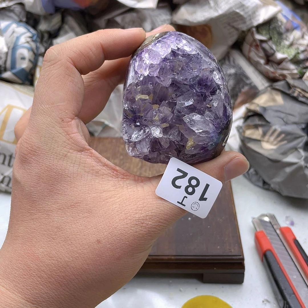 紫晶大型摆件（非配饰）未镶嵌