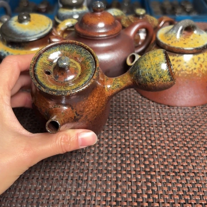 茶壶紫砂金花侧把160 C