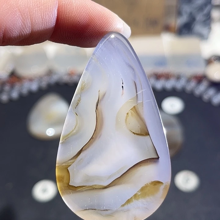 玛瑙/玉髓未镶嵌吊坠(不含链)