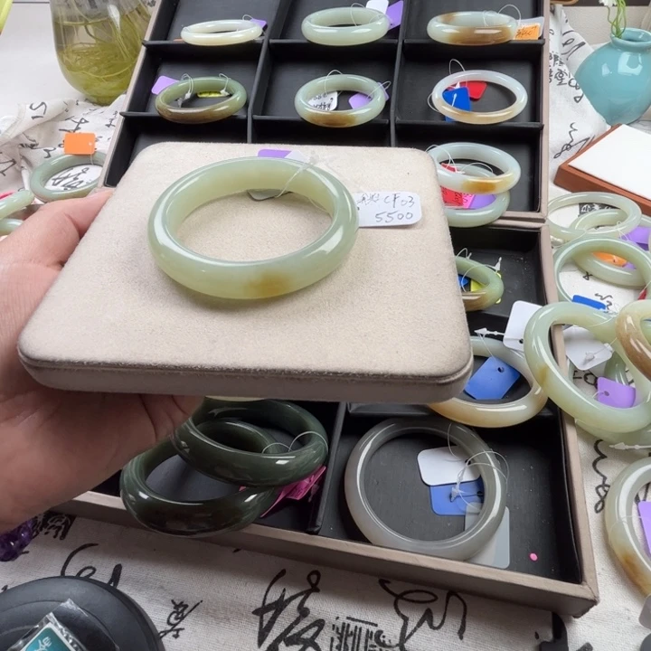 未镶嵌手镯和田玉玲珑美镯58