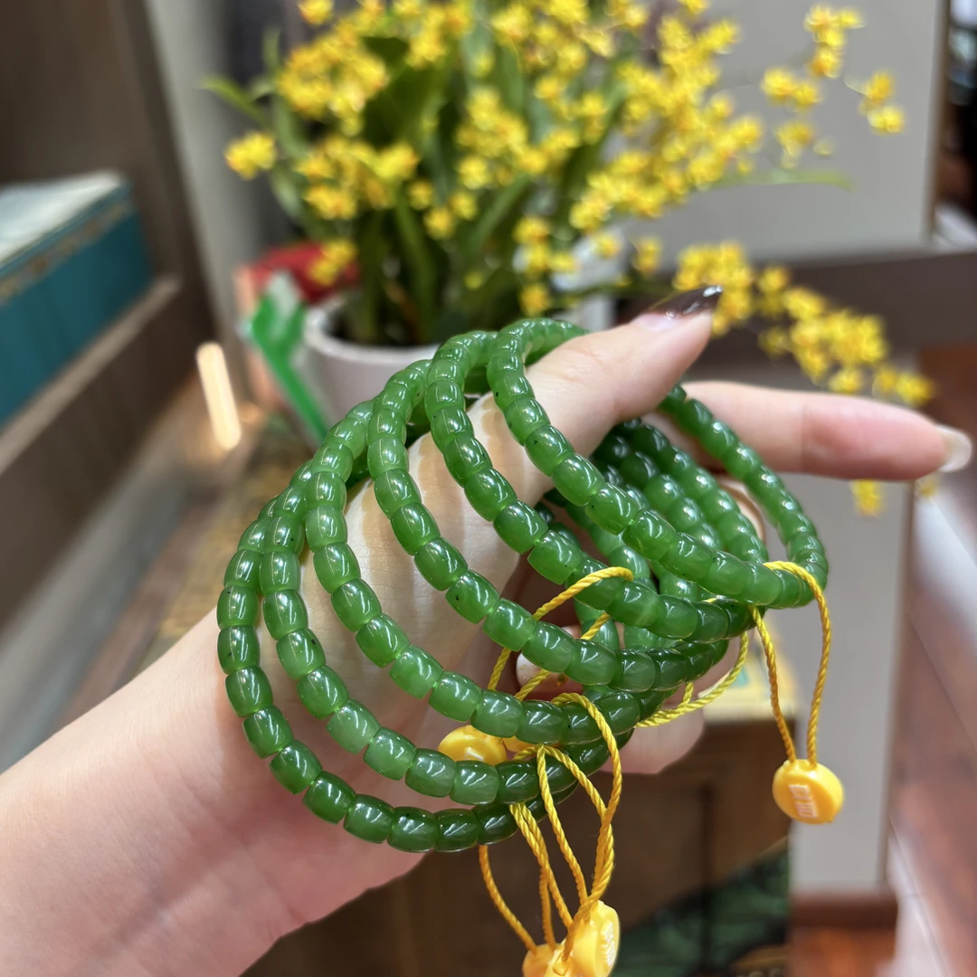 121221jm和田玉俄料碧玉阳绿直切手串约6mm多样性发其一