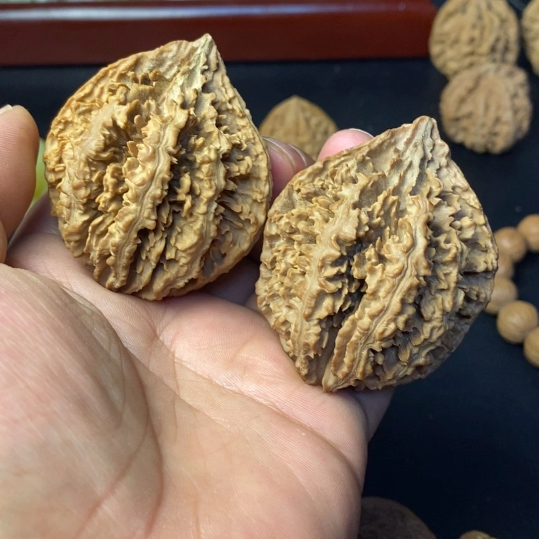 文玩核桃吊坠大呲花49尺福利