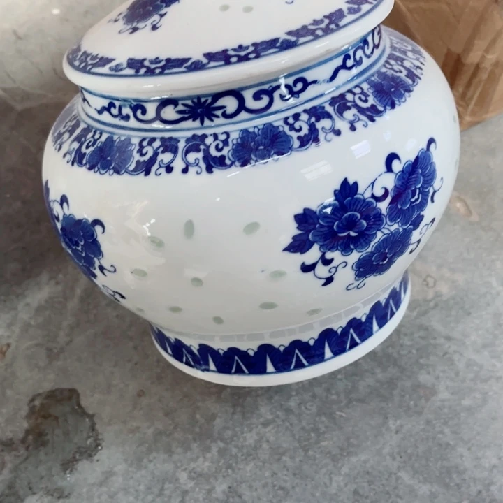 青花玲珑牡丹花糖罐微瑕蔷**神