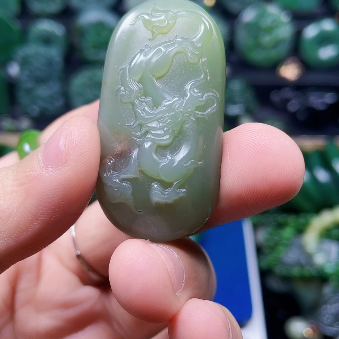 和田玉未镶嵌珠宝半成品