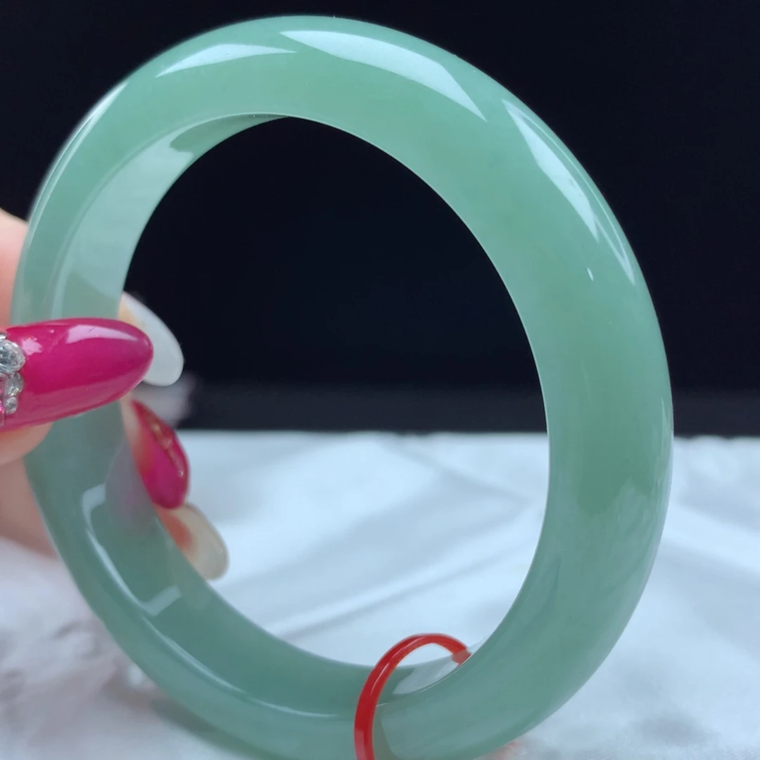 未镶嵌手镯翡翠97032，