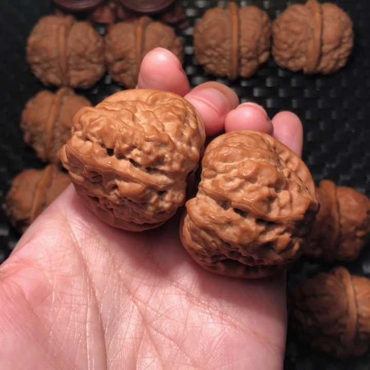 文玩核桃把件全品蛙王40