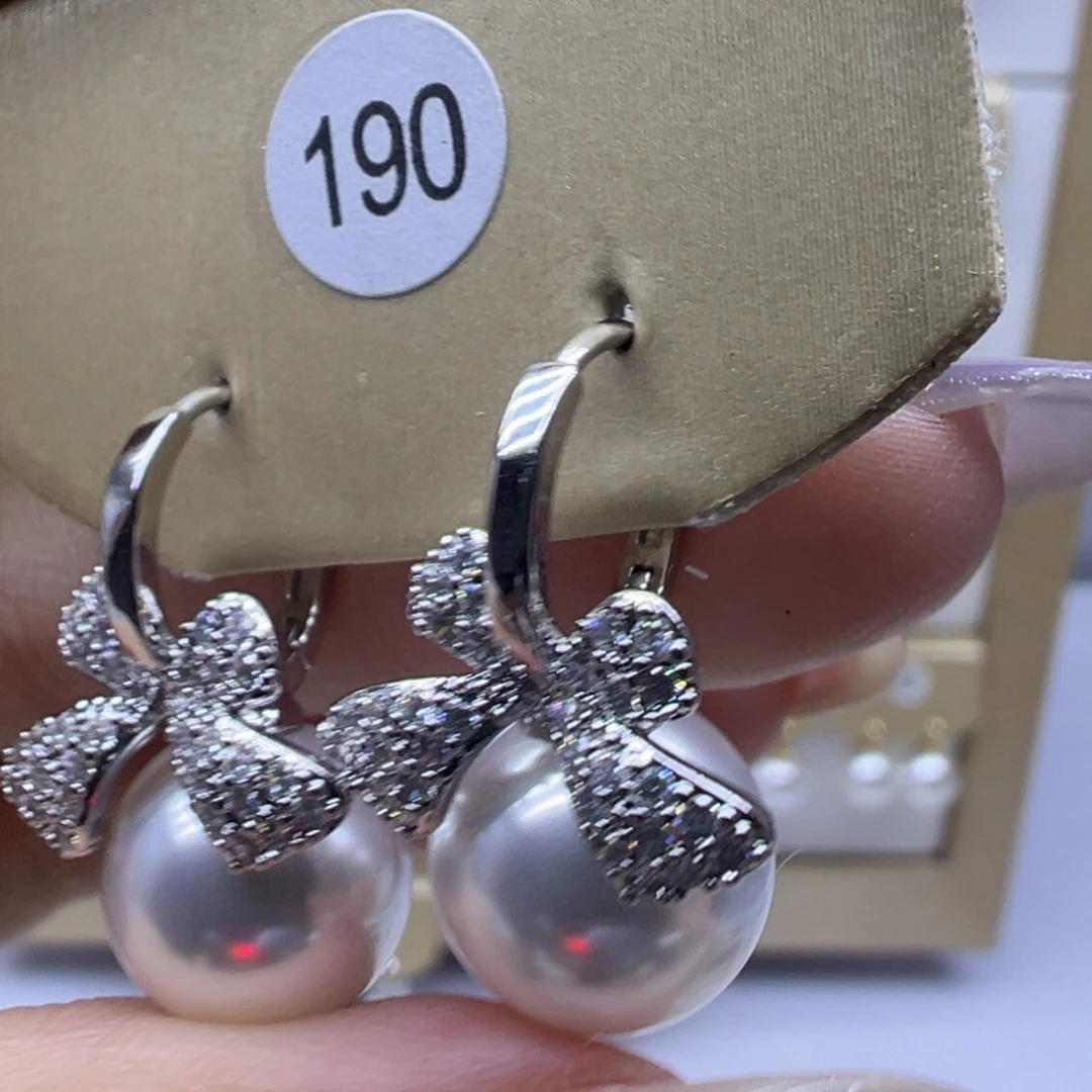 淡水珍珠未镶嵌耳饰