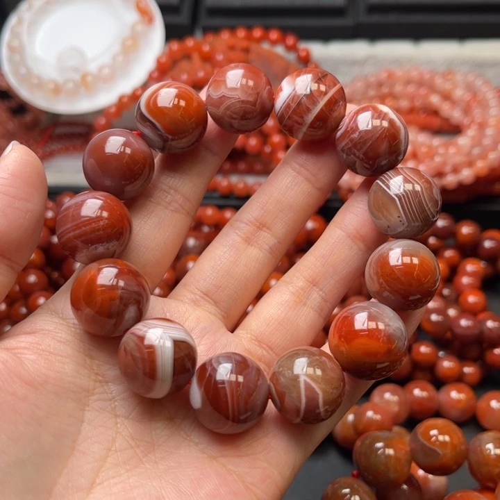 南红玛瑙未镶嵌多样性发货默认微瑕称重17mm