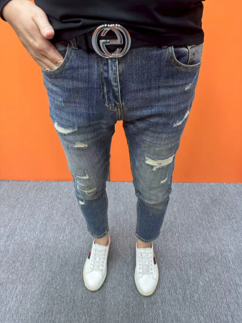 秋冬新款破洞牛仔裤刮烂修身小脚裤时尚百搭潮流男款九分牛仔裤