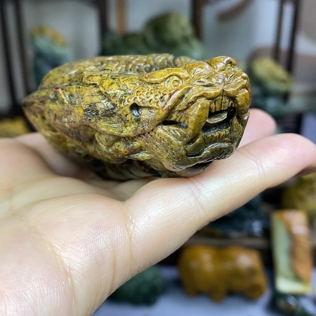 岫岩河磨玉（透闪石质玉）未镶嵌摆件