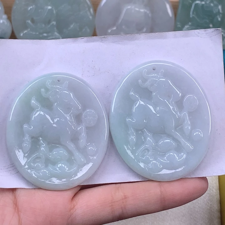 颈饰未镶嵌翡翠羊牌吊坠