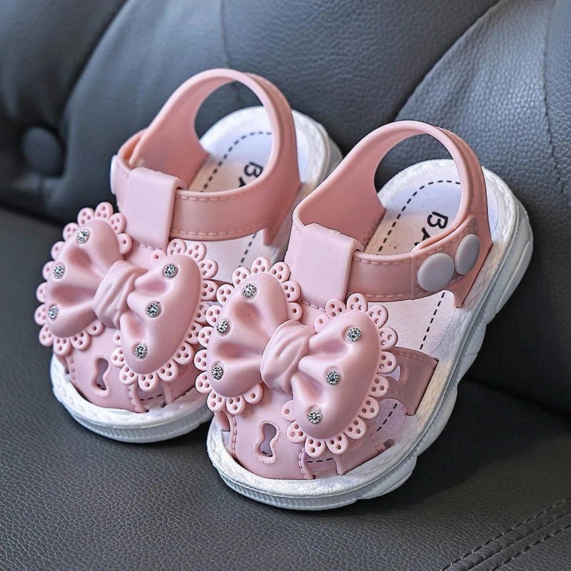 女童凉鞋0-3岁夏季防滑软底外穿包头公主可爱室内防滑沙滩宝宝鞋