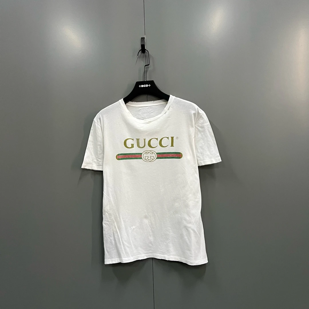 95新 GUCCI/古驰 （bb）腰带logo印花短袖 S码/4400/无领标破洞