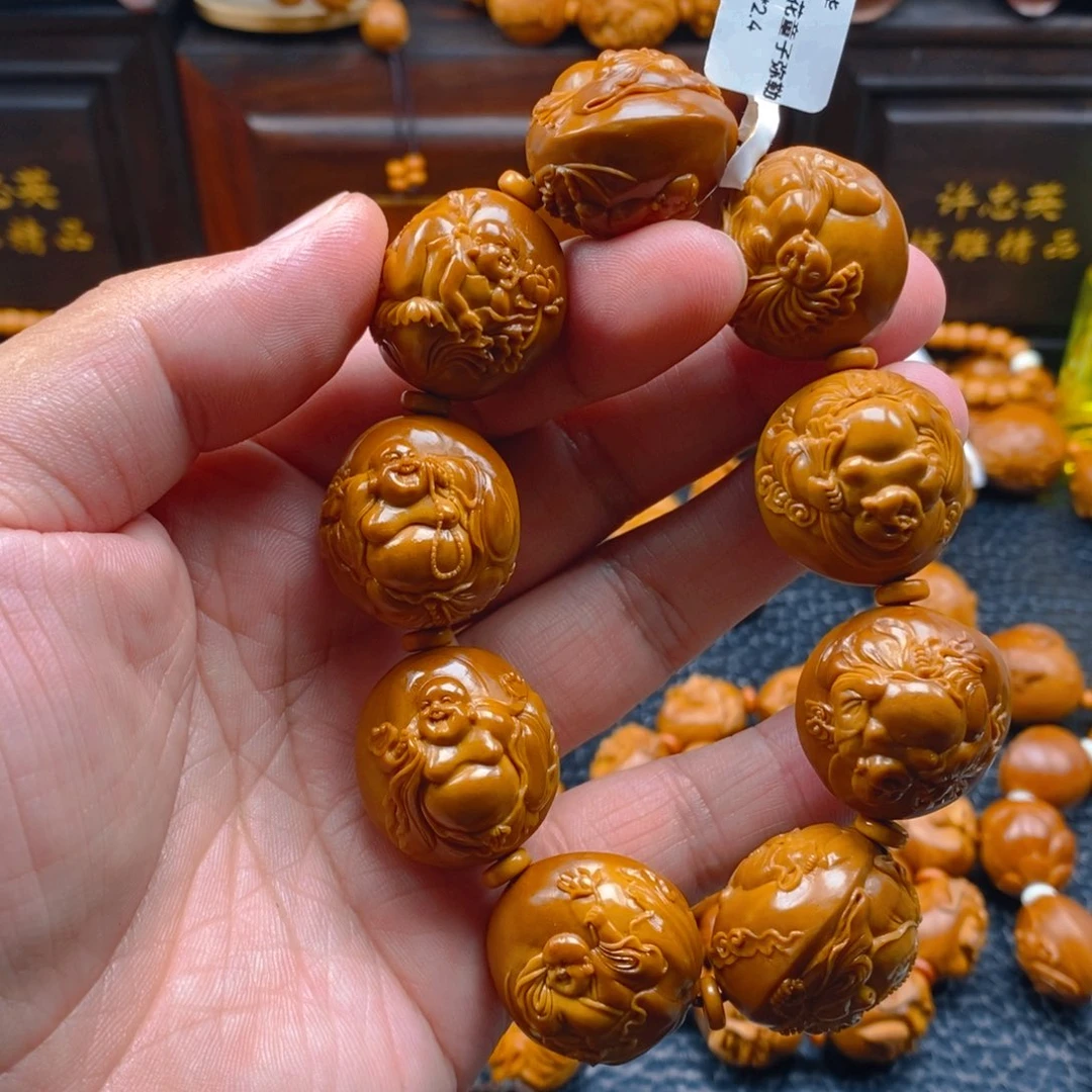 橄榄核手串/手链曹华老师2.3×2.4浮雕～荷花童子弥勒