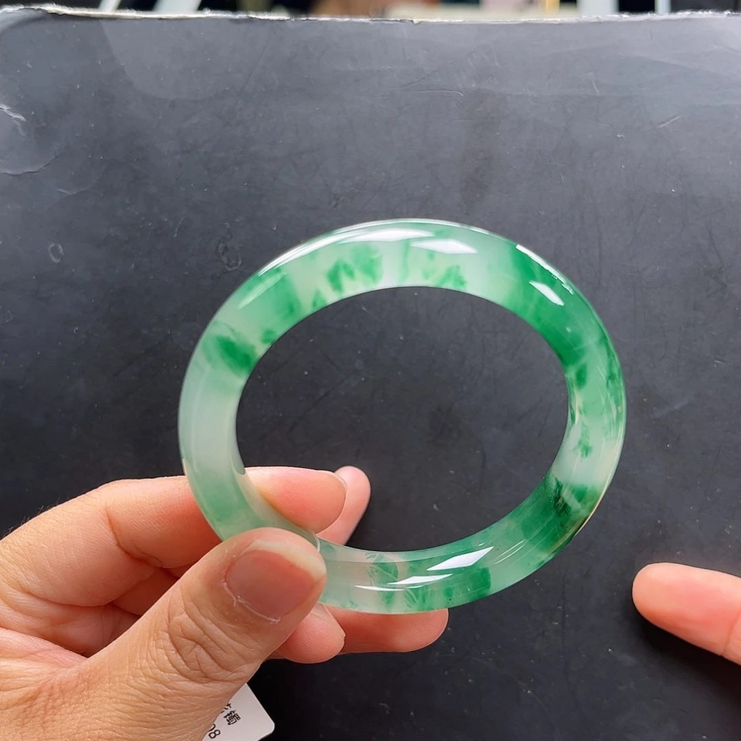 石英质玉未镶嵌手镯