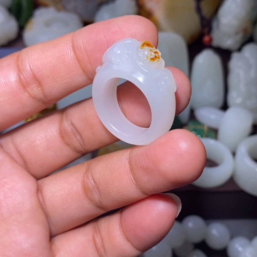 和田玉戒指未镶嵌