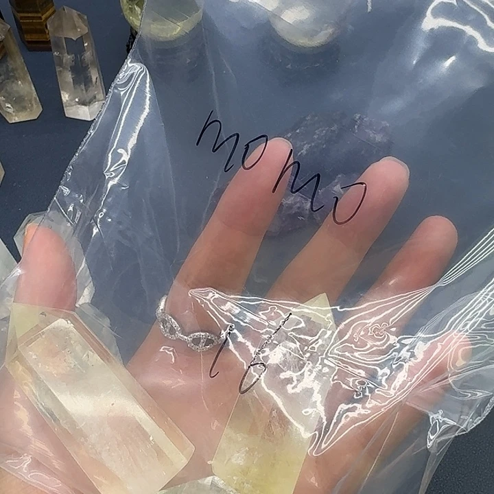 m***o水晶摆件未镶嵌天然水晶