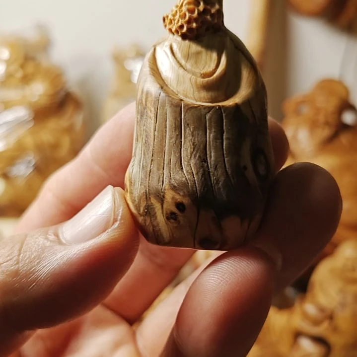 柏木（崖柏）达摩手把件