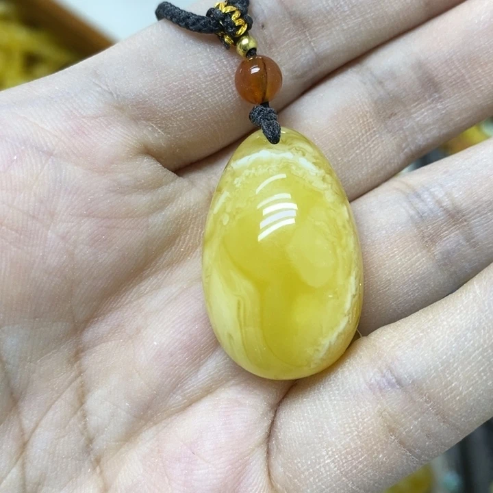 裸石蜜蜡未镶嵌吊坠
