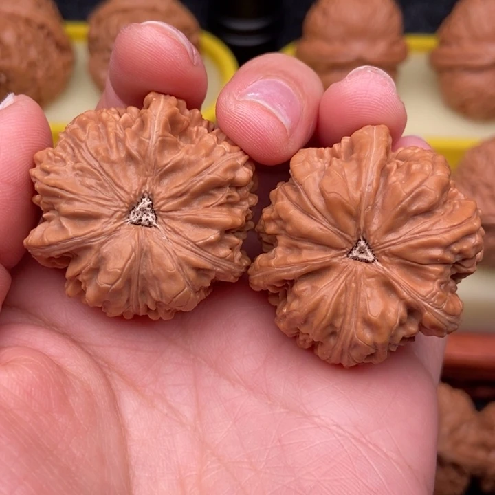 文玩核桃吊坠牧*37全品三棱