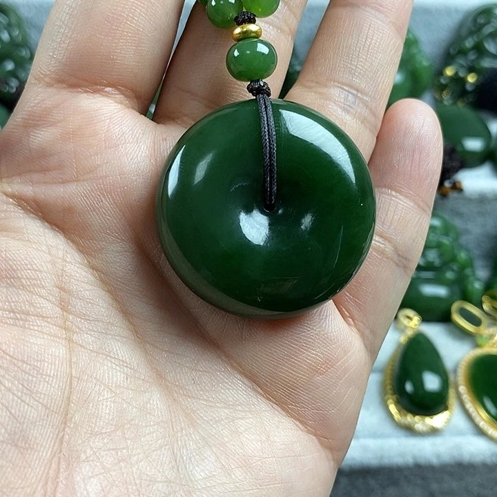 和田玉（碧玉）未镶嵌颈饰35