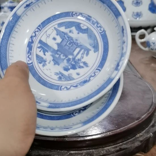 月***面当代景德镇陶瓷工艺品