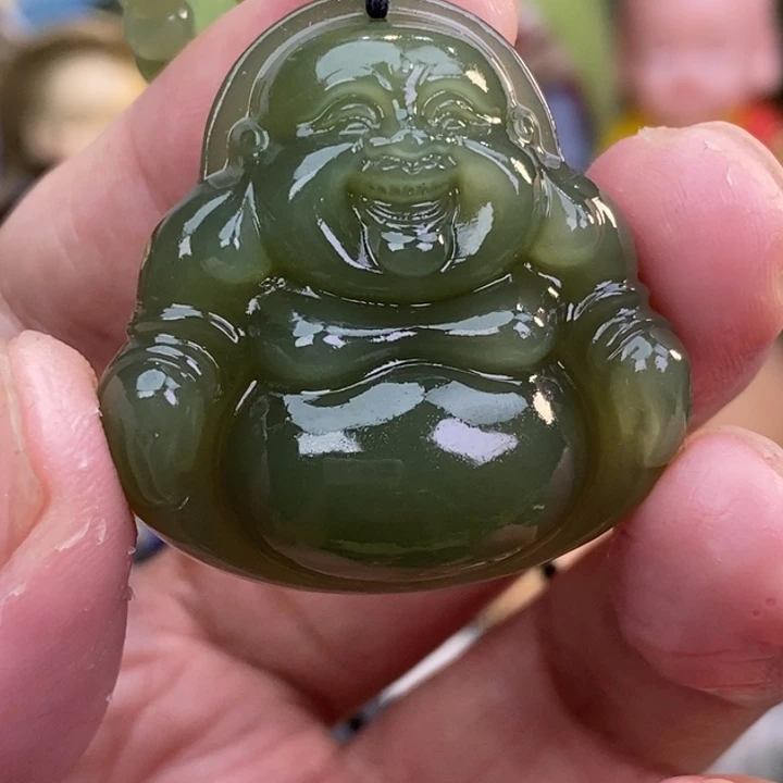 珠***叶和田玉未镶嵌颈饰