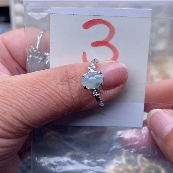 未镶嵌戒指翡翠缅甸