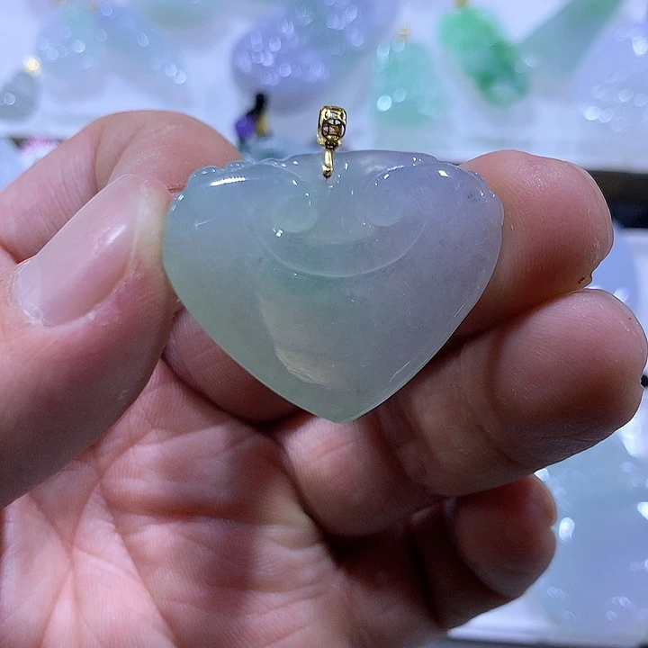 翡翠颈饰18K金镶嵌天然翡翠A货吊坠