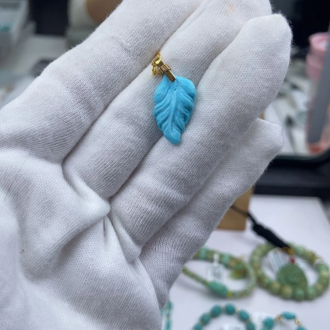 绿松石18K金镶嵌珠宝奇石