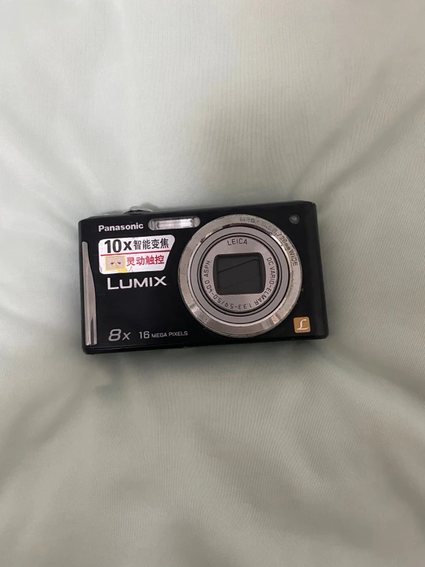 8新 Panasonic/松下 fh27黑色1600w像素ccd数码相机（屏幕瑕疵）