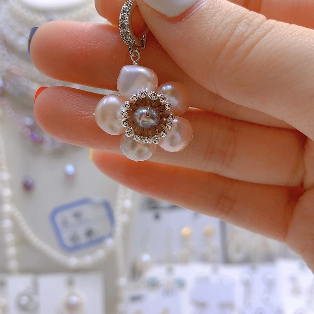 银S925镶嵌耳饰淡水珍珠