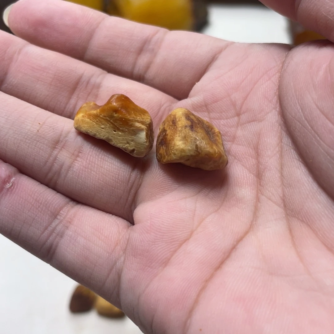 定制琥珀阿*天然原矿