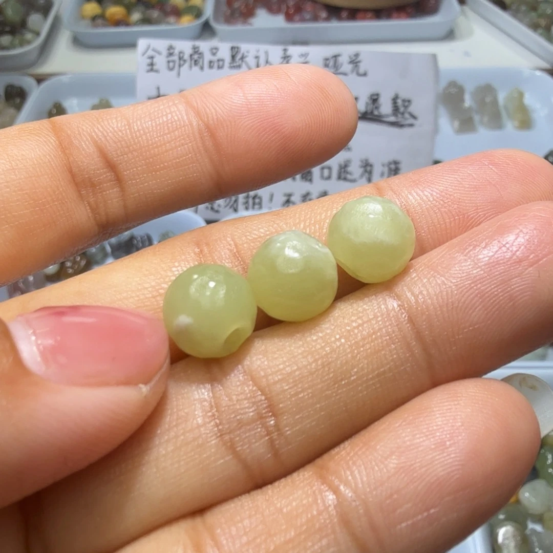 和田玉未镶嵌珠宝奇石