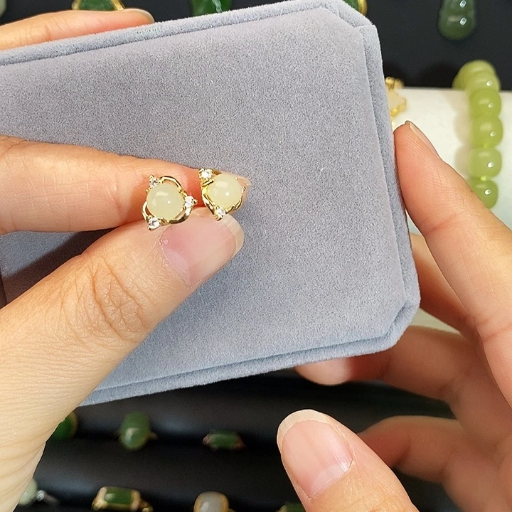 和田玉银S925镶嵌耳饰