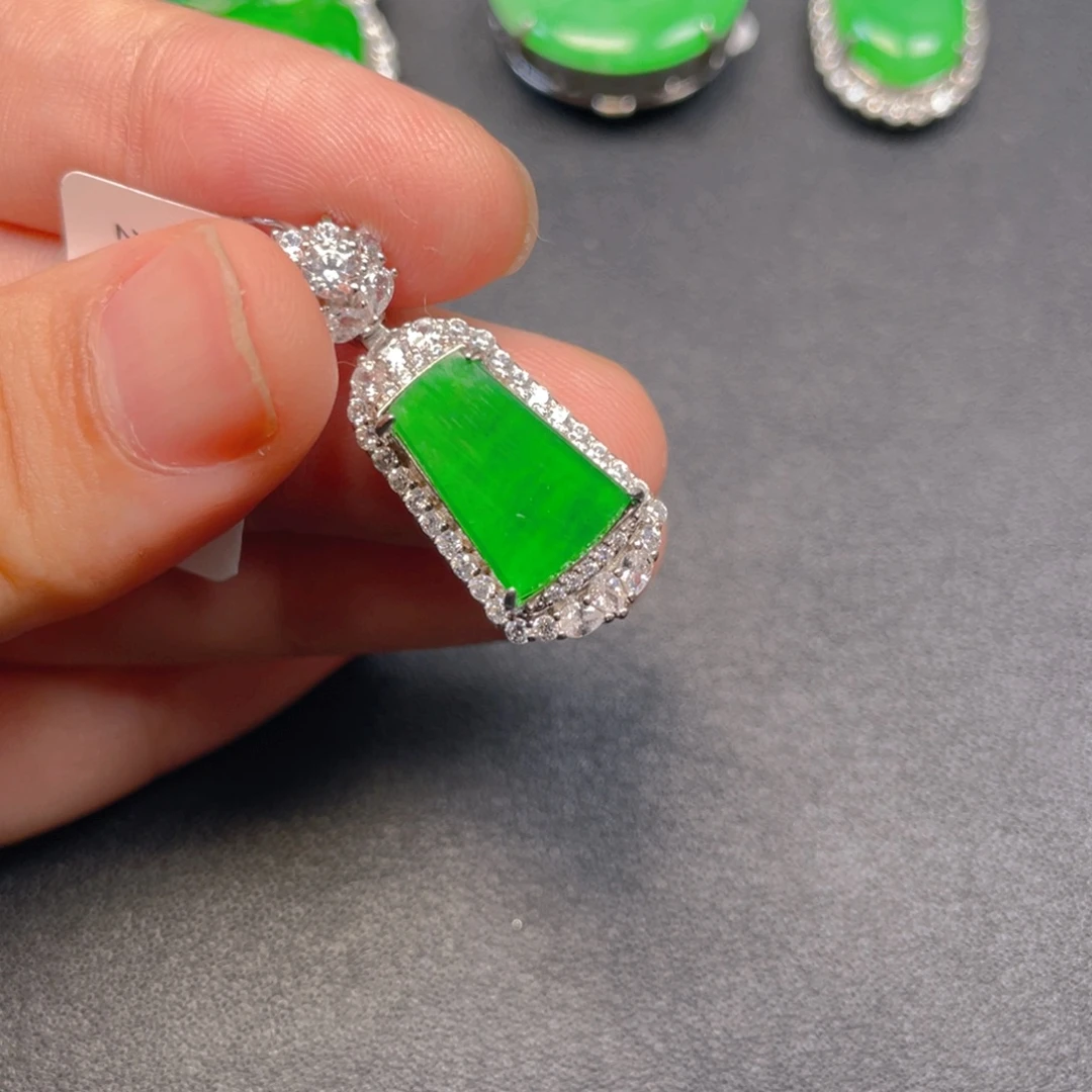 吊坠(不含链)银S925镶嵌翡翠