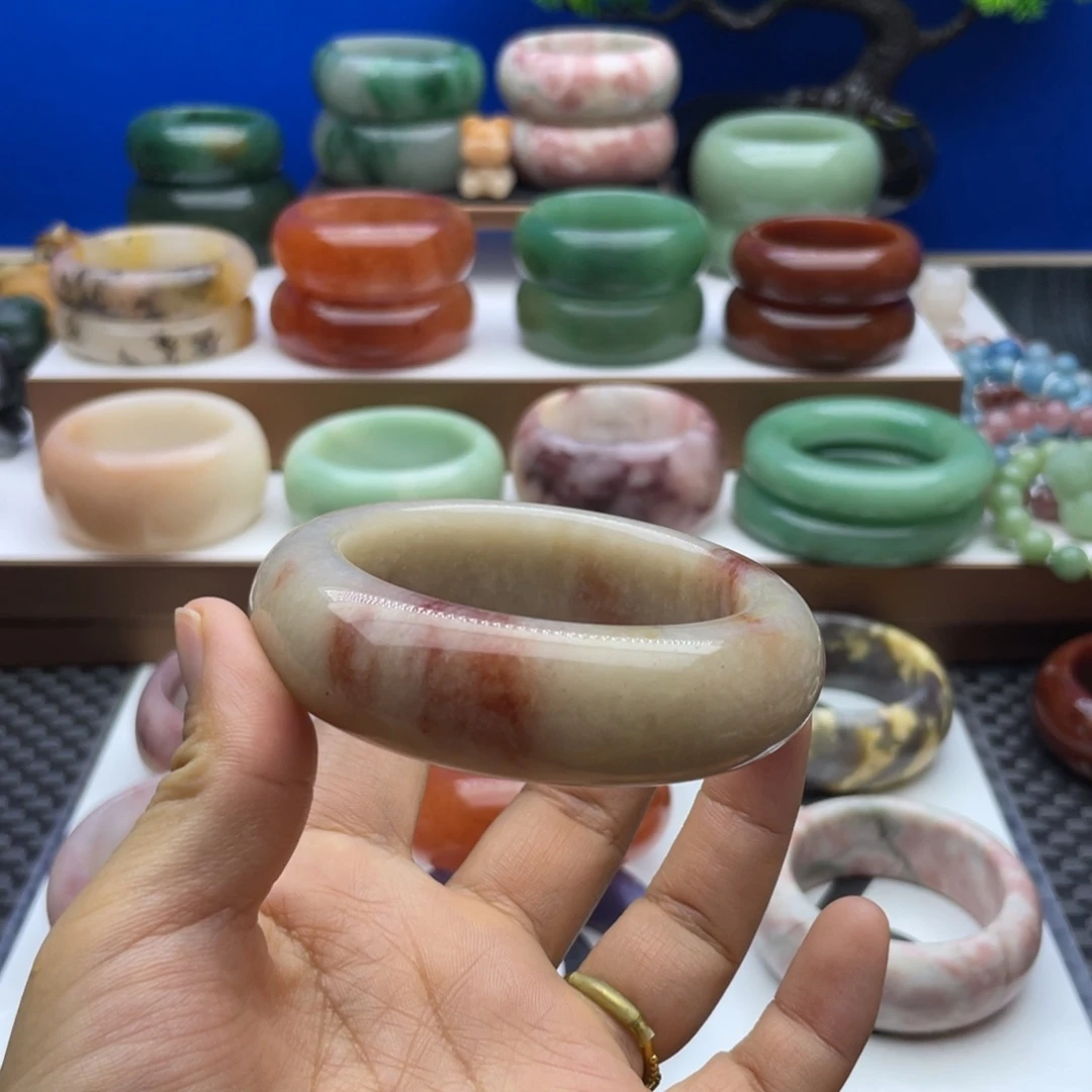 石英质玉未镶嵌手镯