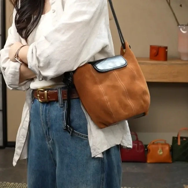 2025秋冬新款真皮南瓜包单肩斜挎手提女包水桶包高级